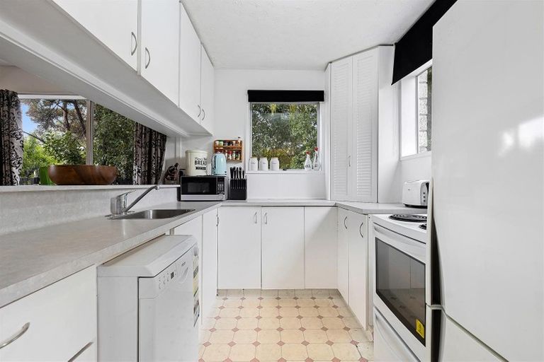 Photo of property in 3/14a Frederick Street, Waltham, Christchurch, 8011