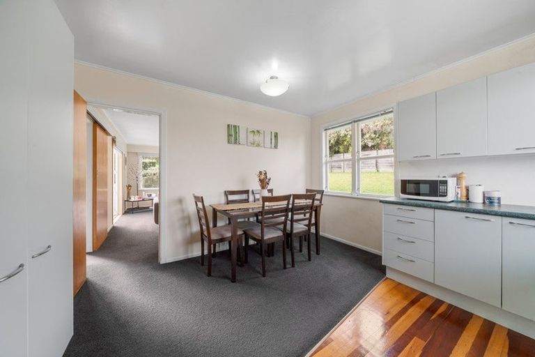 Photo of property in 24 Omapere Street, Waitangirua, Porirua, 5024