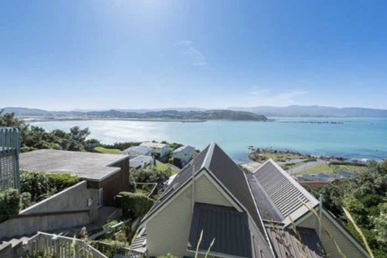 Photo of property in 79 View Road, Houghton Bay, Wellington, 6023
