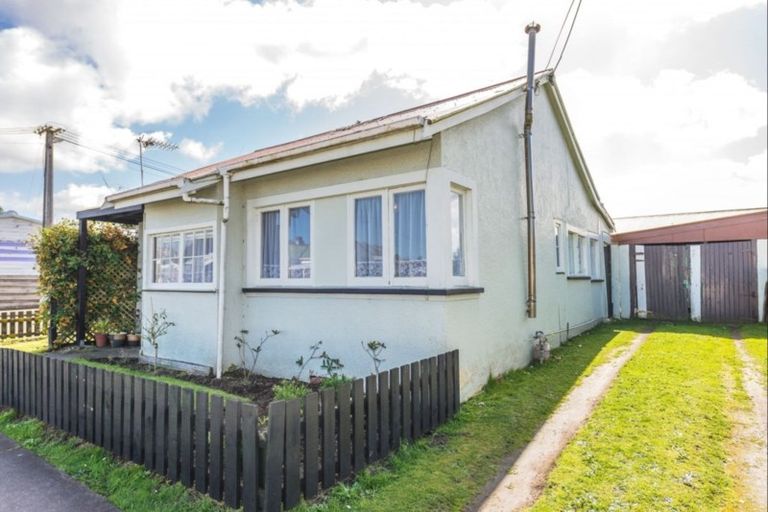 Photo of property in 10 Barrack Street, Whanganui, 4500