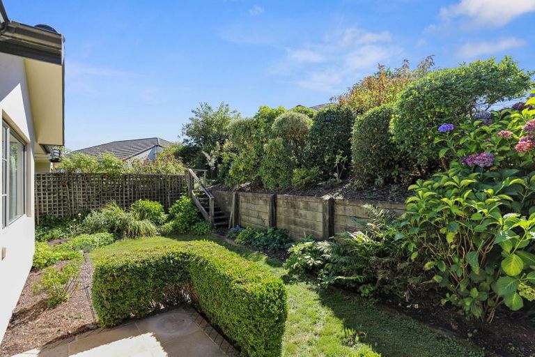 Photo of property in 19 Lakeridge Close, Rangatira Park, Taupo, 3330