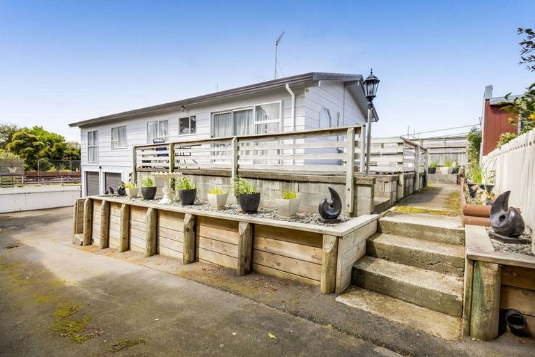 Photo of property in 48a Collins Street, Hawera, 4610