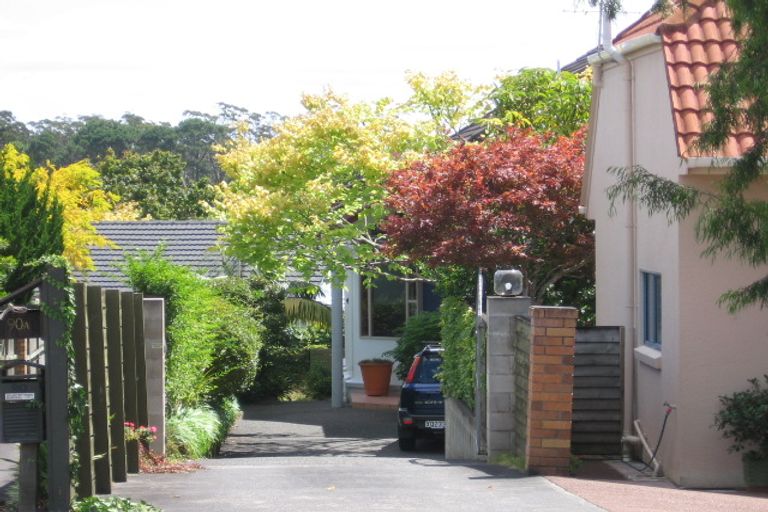 Photo of property in 1/92 Aberdeen Road, Campbells Bay, Auckland, 0620