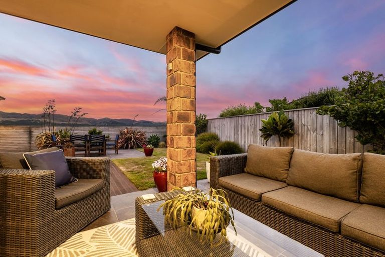 Photo of property in 73 Aotea Drive, Aotea, Porirua, 5024