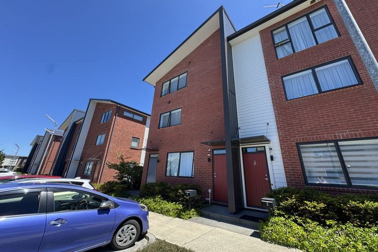 Photo of property in 7 Danga Lane, Hobsonville, Auckland, 0616