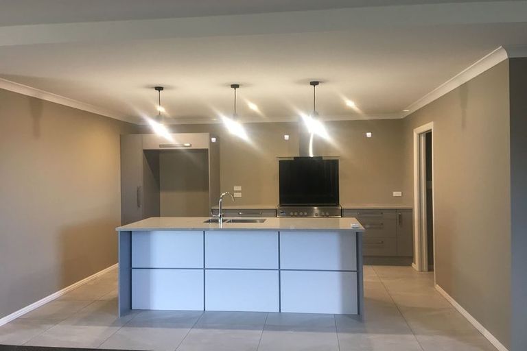 Photo of property in 64 Watkins Drive, Rangiora, 7400