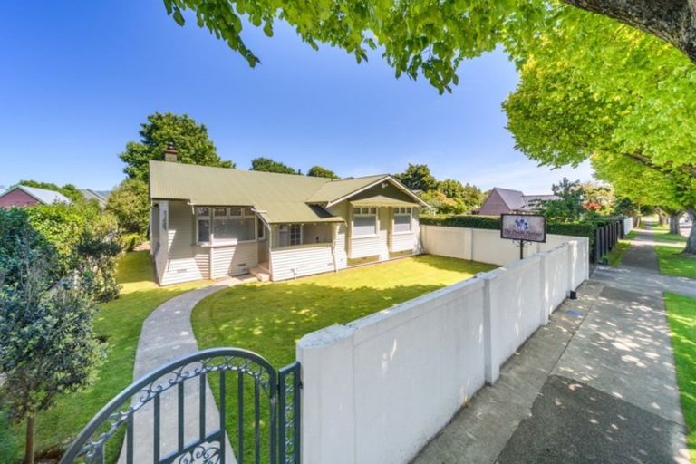 Photo of property in 50 Te Awe Awe Street, Hokowhitu, Palmerston North, 4410