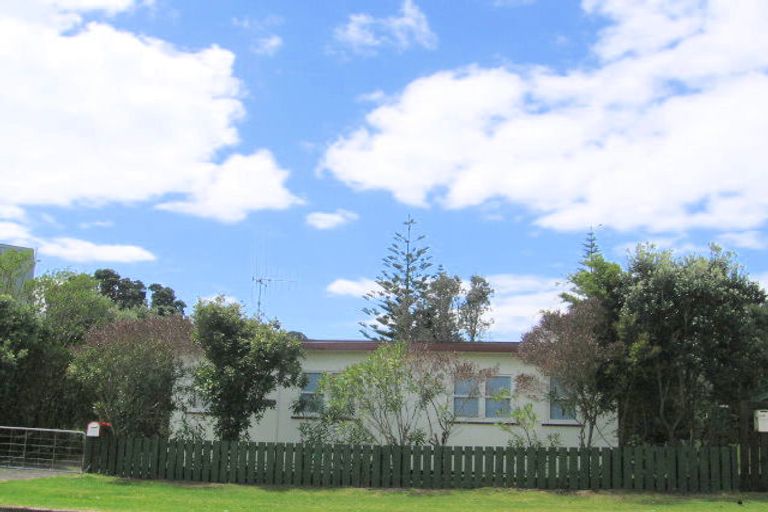 Photo of property in 45 Hillview Road, Waihi Beach, 3611