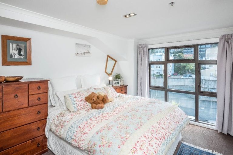 Photo of property in Augusta Apartments, 19/254 Willis Street, Te Aro, Wellington, 6011