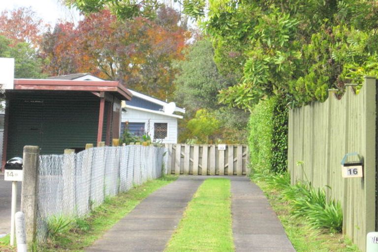 Photo of property in 16 Chesley Place, Half Moon Bay, Auckland, 2012