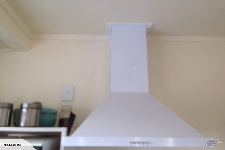 Photo of property in 100 Oakfield Crescent, Pukete, Hamilton, 3200