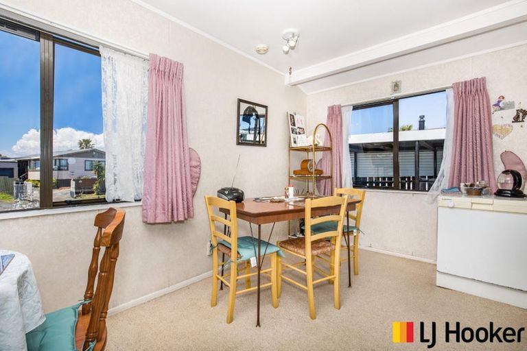Photo of property in 1/66b Burundi Avenue, Clendon Park, Auckland, 2103