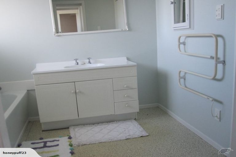 Photo of property in 1/18 Prossers Road, Saint Martins, Christchurch, 8022