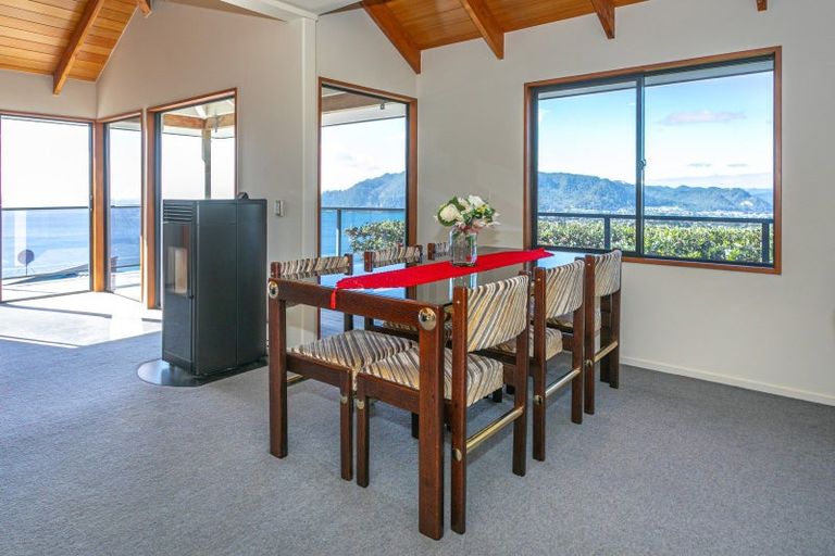 Photo of property in 5 Tirinui Crescent, Tairua, 3508