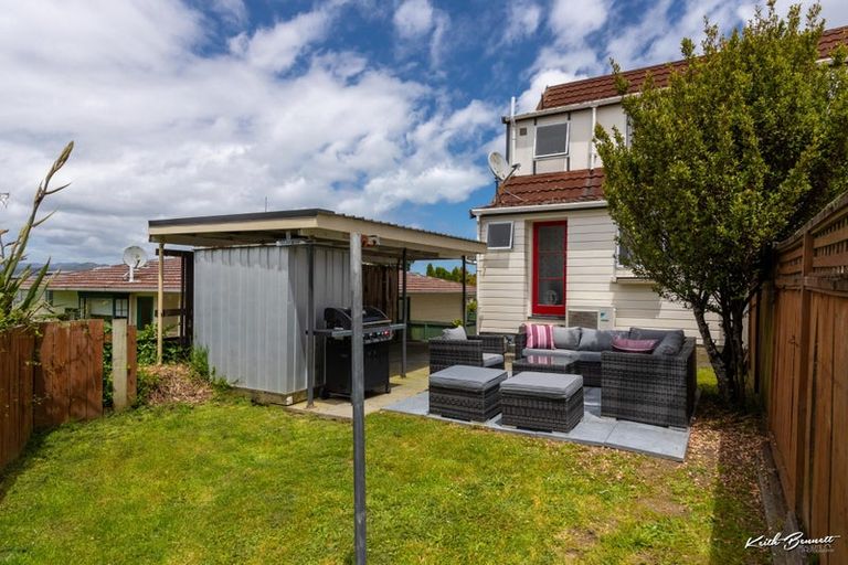 Photo of property in 26b Viewmont Drive, Harbour View, Lower Hutt, 5010