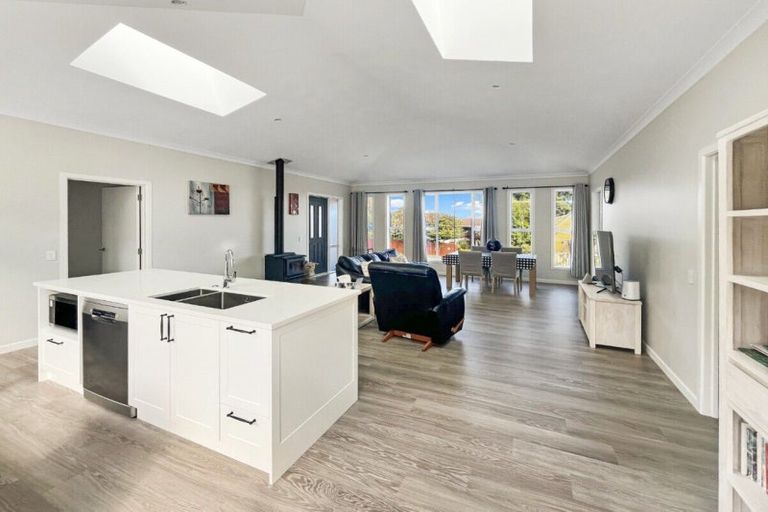 Photo of property in 64 Chesham Avenue, Waipahihi, Taupo, 3330