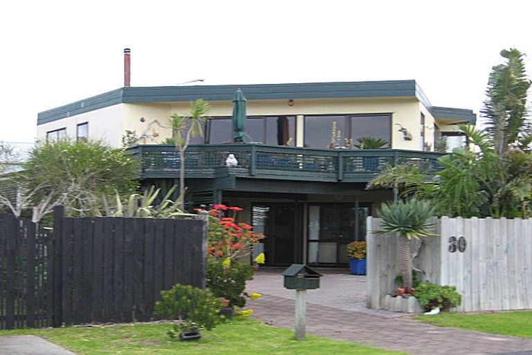 Photo of property in 30 Day Dawn Crescent, Omaha, Warkworth, 0986