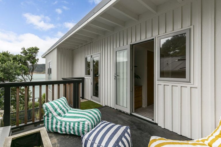 Photo of property in 130b Evans Bay Parade, Roseneath, Wellington, 6021