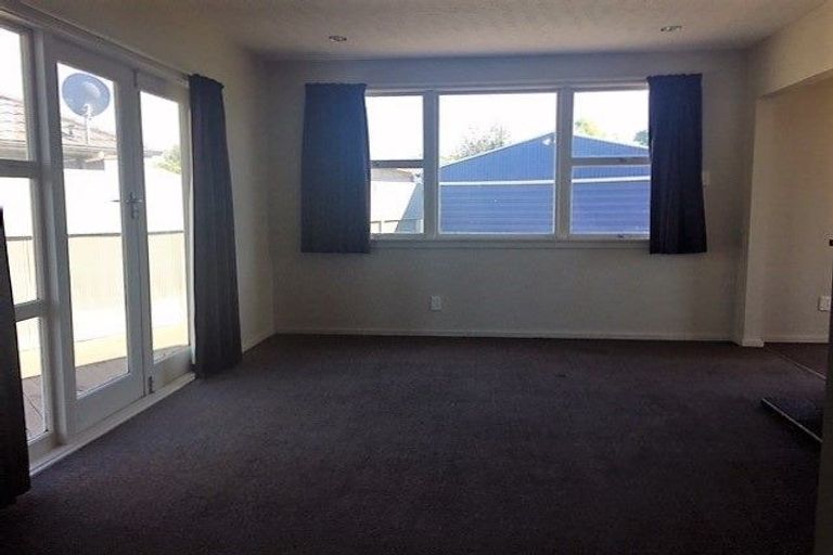 Photo of property in 42 Fern Drive, Halswell, Christchurch, 8025