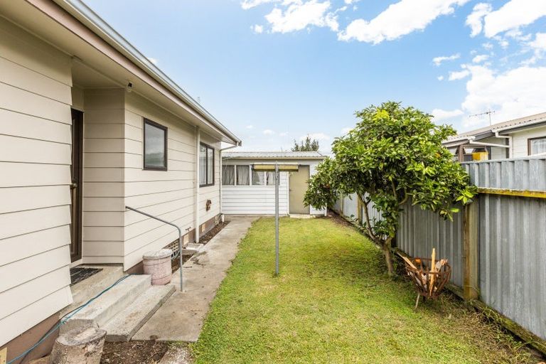 Photo of property in 32a Spriggs Crescent, Greenmeadows, Napier, 4112