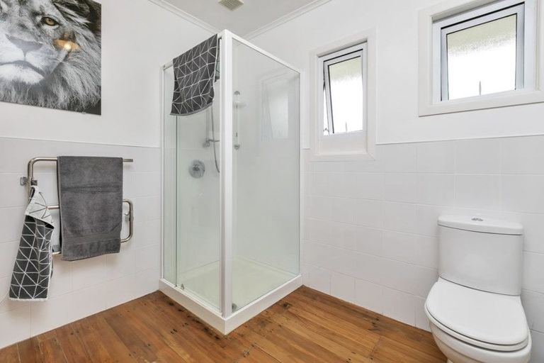 Photo of property in 1/68 Roseberry Avenue, Birkenhead, Auckland, 0626