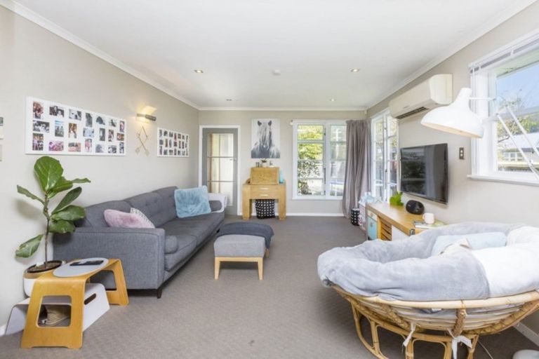 Photo of property in 44a Seddon Street, Wallaceville, Upper Hutt, 5018