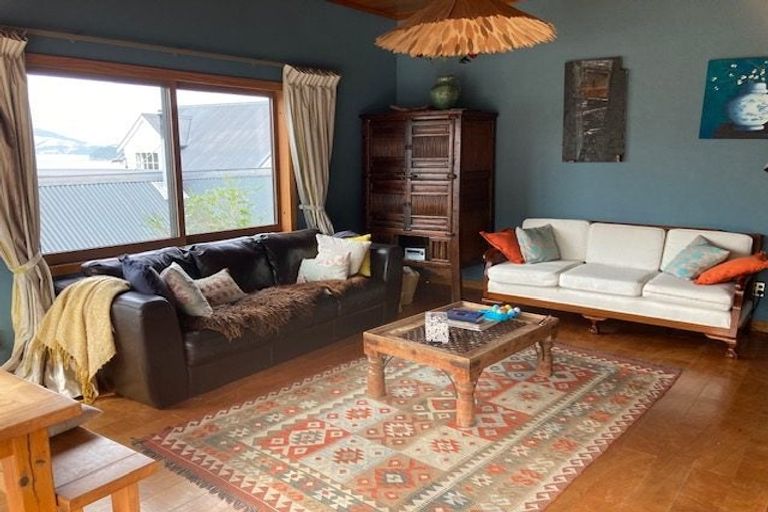 Photo of property in 9 Ticehurst Road, Lyttelton, 8082