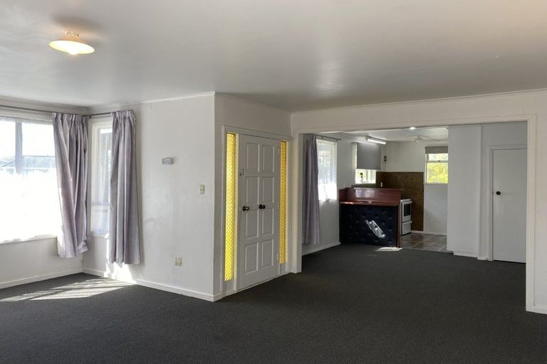 Photo of property in 4 Montrose Place, Flaxmere, Hastings, 4120