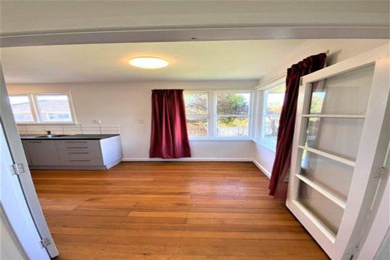 Photo of property in 12 Delph Street, Avonhead, Christchurch, 8042