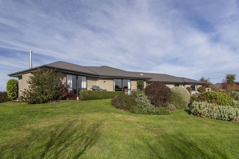 Photo of property in 14 North Ridge Drive, Oamaru North, Oamaru, 9400
