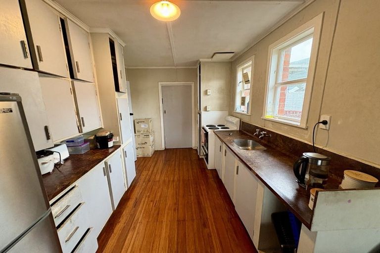 Photo of property in 3 Shearer Crescent, Naenae, Lower Hutt, 5011