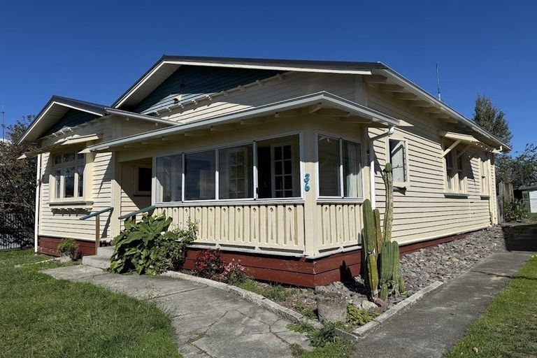 Photo of property in 36 Kenilworth Street, Waipawa, 4210