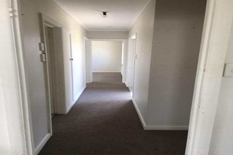 Photo of property in 11 Matipo Road, Mairangi Bay, Auckland, 0630