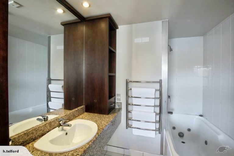 Photo of property in Breakfree Alpine Village, 20/643 Frankton Road, Queenstown, 9300