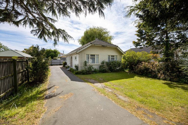Photo of property in 1/395 Linwood Avenue, Bromley, Christchurch, 8062