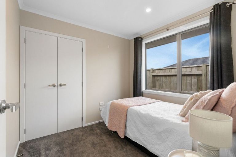 Photo of property in 4 Pohatu Lane, Otaki, 5512