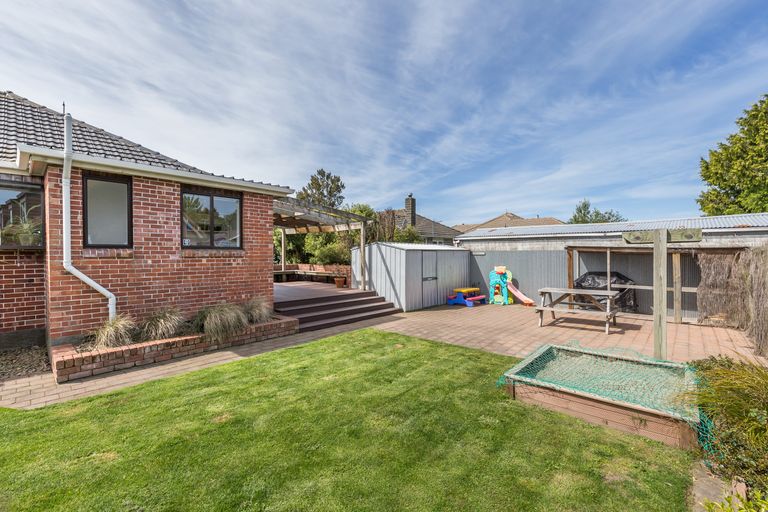 Photo of property in 78 Daniels Road, Redwood, Christchurch, 8051