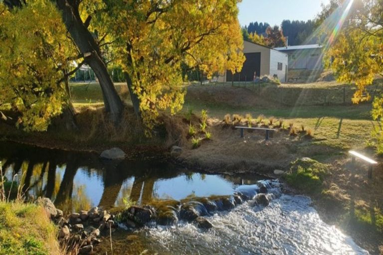 Photo of property in 26 Alice Burn Drive, Luggate, Cromwell, 9383