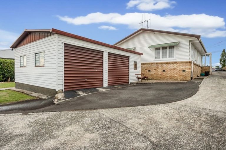 Photo of property in 68 Storey Avenue, Forest Lake, Hamilton, 3200