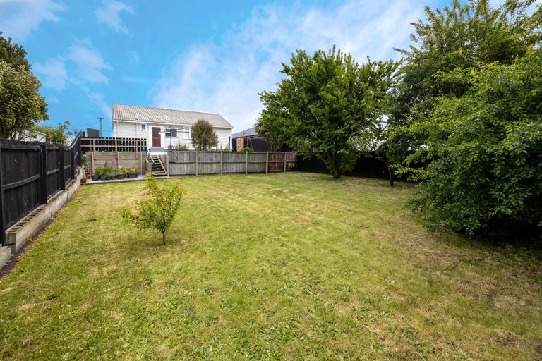 Photo of property in 39 Rowan Avenue, Aranui, Christchurch, 8061