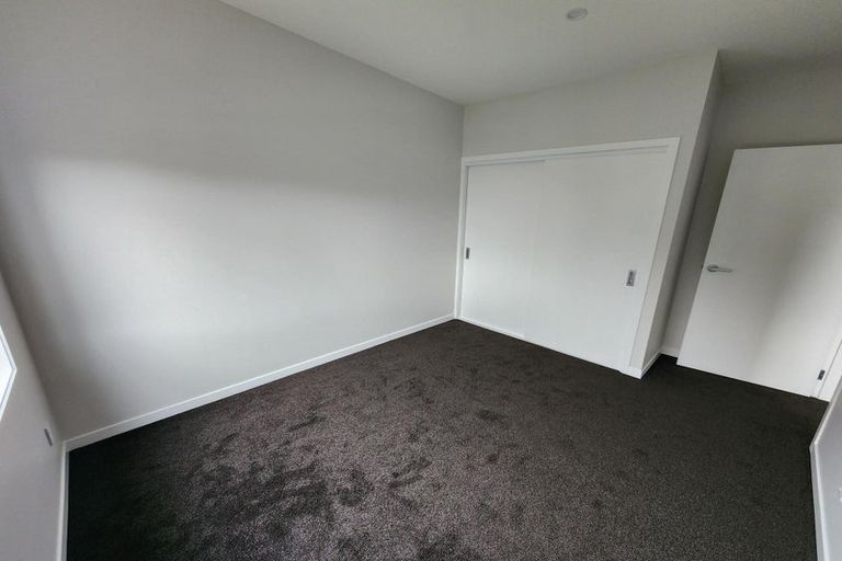 Photo of property in 49 Taylor Terrace, Tawa, Wellington, 5028