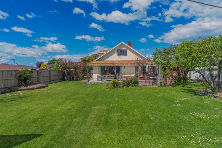 Photo of property in 16 Collingwood Street, Highfield, Timaru, 7910