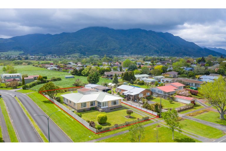 Photo of property in 138 Stanley Avenue, Te Aroha, 3320