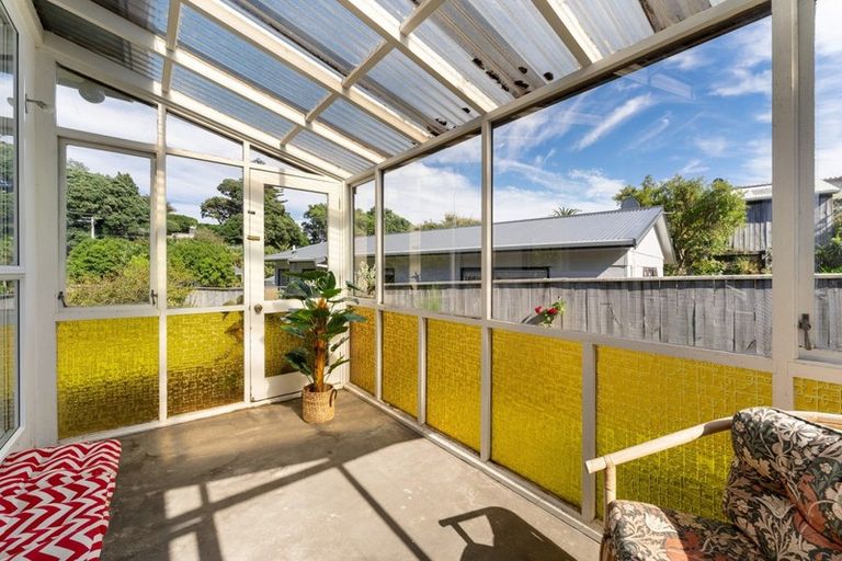 Photo of property in 67b Tilley Road, Paekakariki, 5034