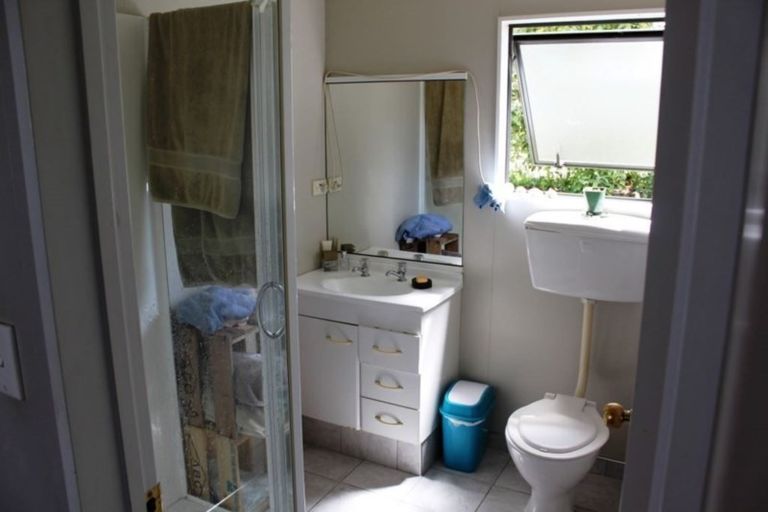 Photo of property in 2 Koe Street, Moana, 7872