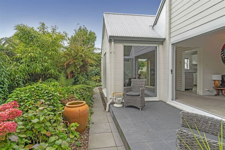 Photo of property in 16b Makora Street, Fendalton, Christchurch, 8041