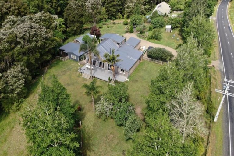 Photo of property in 540 Kawakawa-orere Road, Orere Point, Papakura, 2585