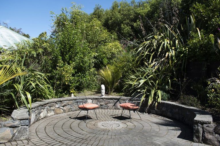 Photo of property in 49 Voelas Road, Lyttelton, 8082