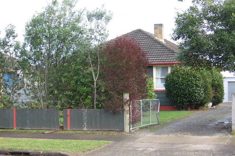 Photo of property in 6 Leicester Street, Terrace End, Palmerston North, 4410