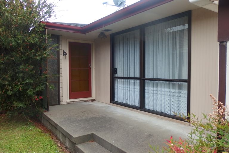 Photo of property in 1-2/11a Roxburgh Street, Glenwood, Timaru, 7910
